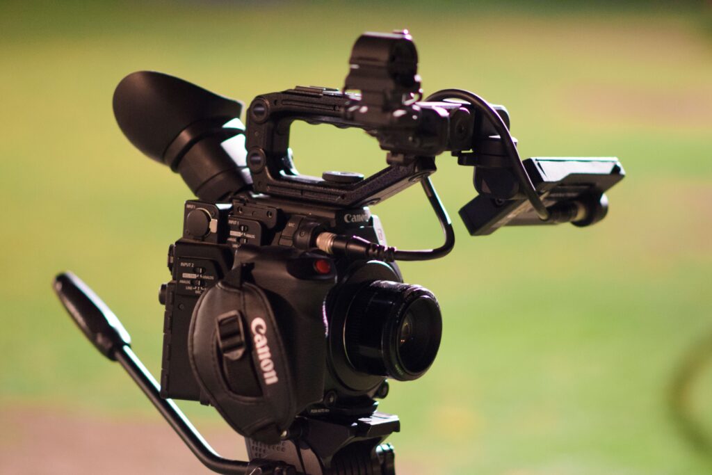 Livestream bóng đá phủi: chuẩn bị gì để khán giả xem lâu hơn?