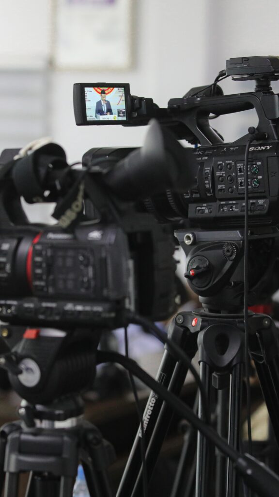 Media booking thể thao là gì? Khi nào nên thuê đội media?